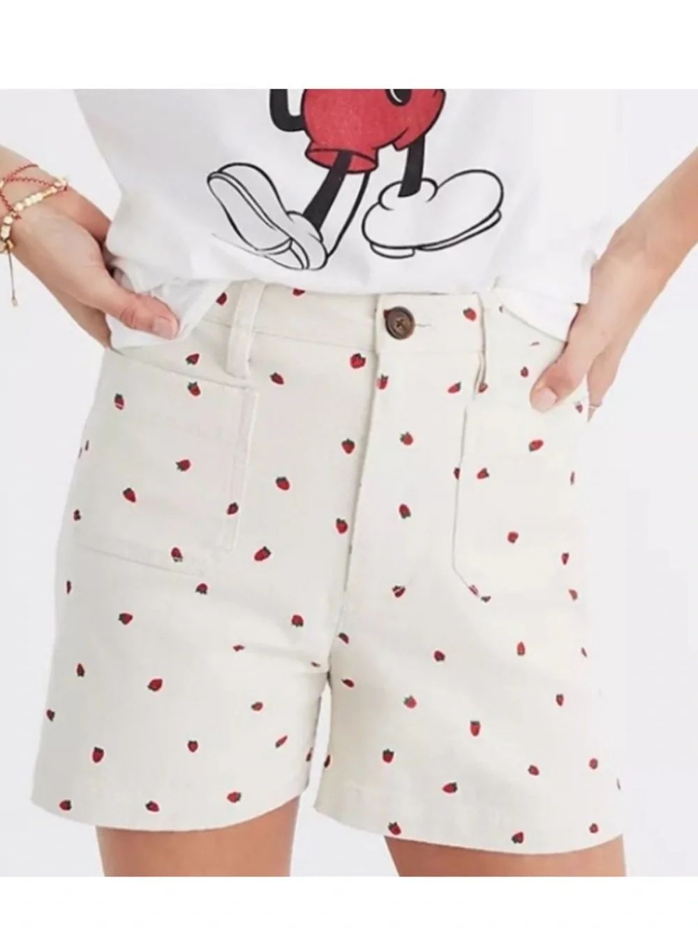 Madewell emmett short, strawberries, size 32